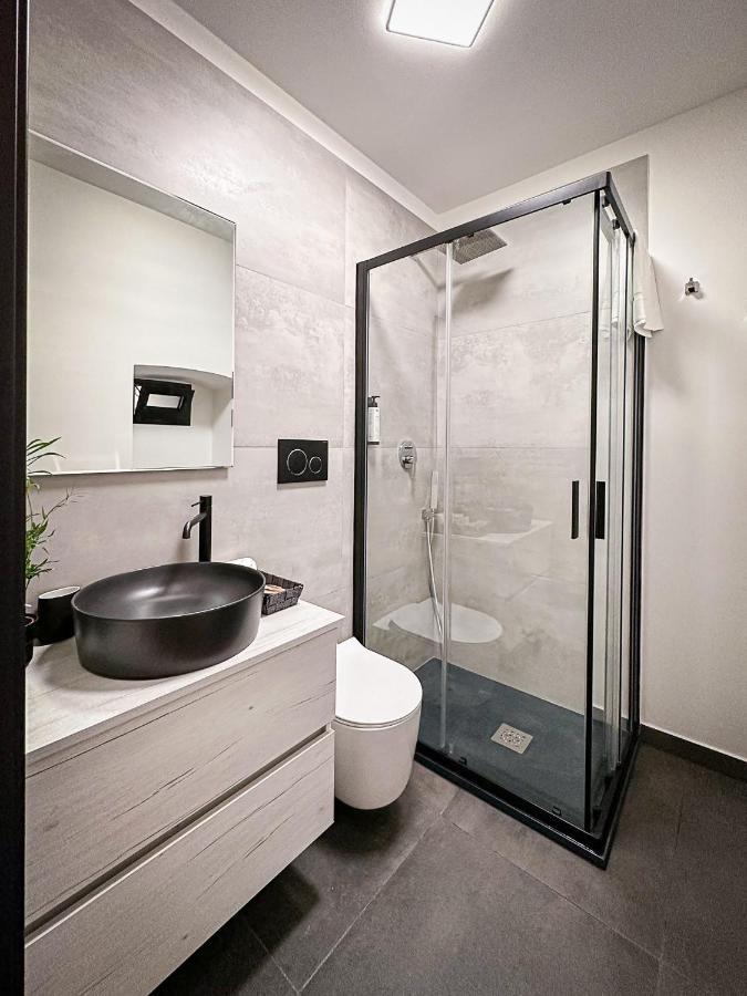 Marbel Suite Adelfia ภายนอก รูปภาพ